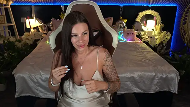 IsabellaFoxyy online show from June 12, 12:48 pm