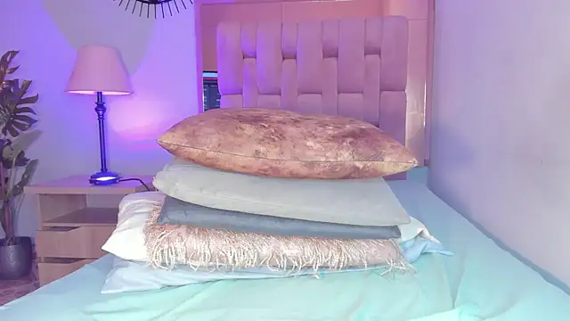 Voluptupus-girl online show from February 28, 9:01 pm