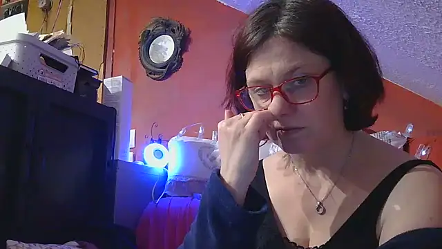 lanax online show from March 30, 12:17 pm