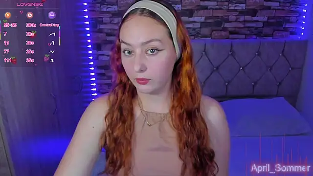 Snapshot of April_sommer1 chatting on February 28, 12:21 am April sommer1 online show from February 28, 12:21 am
