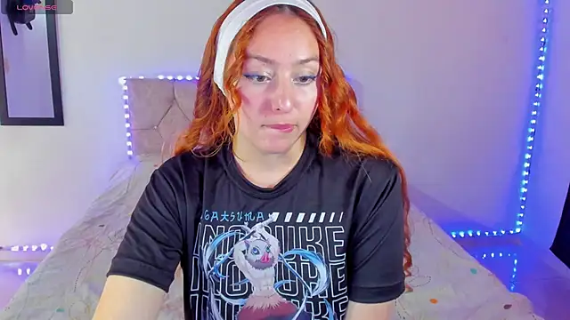 Snapshot of April_sommer1 chatting on September 18, 7:49 pm April sommer1 online show from September 18, 7:49 pm