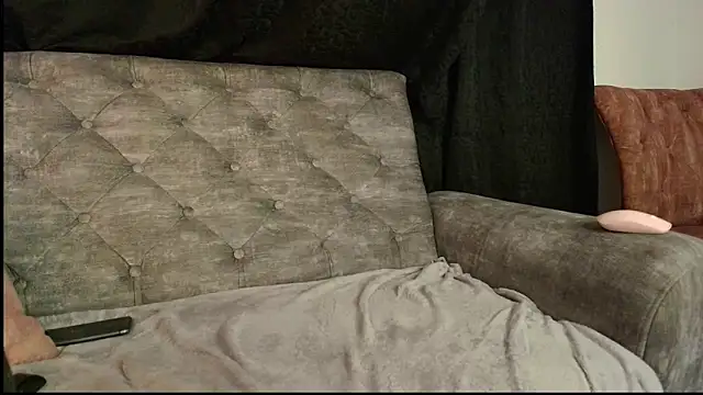 Snapshot of unu_nai chatting on October 24, 1:13 am unu nai online show from October 24, 1:13 am