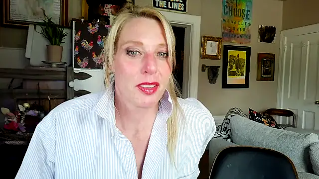 Glamazonx online show from April 28, 7:08 pm