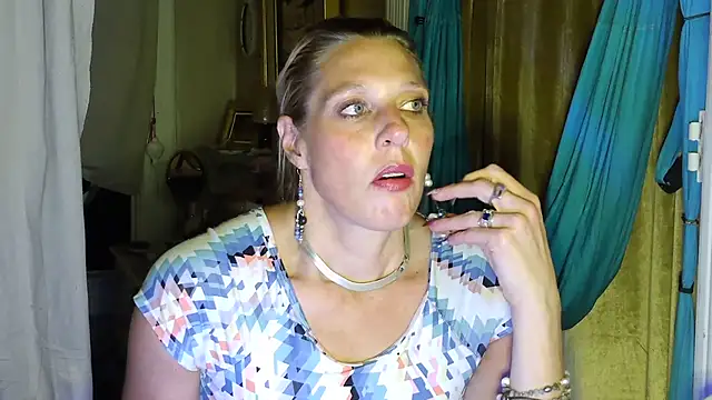 Glamazonx online show from July 31, 3:06 am