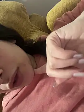 lylyacachonda online show from February 25, 11:25 pm