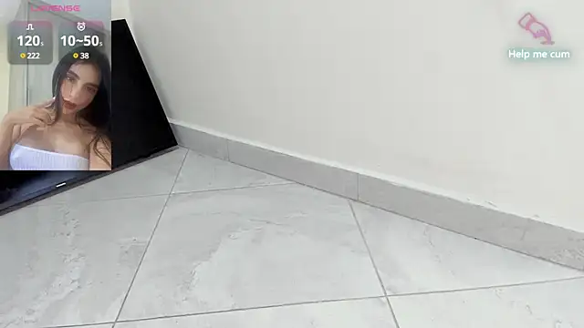 Snapshot of Swoni_leia chatting on January 27, 4:41 am Swoni leia online show from January 27, 4:41 am