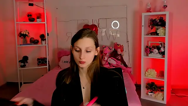 Snapshot of EllaHorton chatting on February 27, 12:56 pm EllaHorton online show from February 27, 12:56 pm