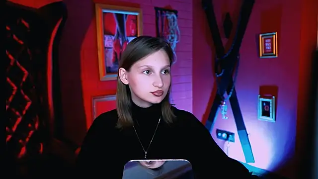 EllaHorton online show from September 30, 4:34 pm