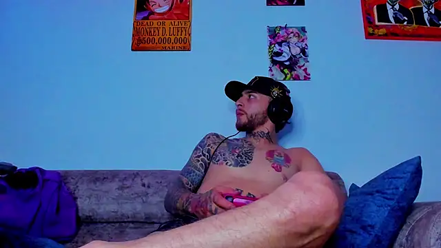 Snapshot of Drako_Lamar chatting on October 16, 8:15 am Drako Lamar online show from October 16, 8:15 am