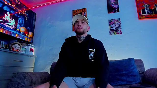 Snapshot of Drako_Lamar chatting on October 22, 12:27 pm Drako Lamar online show from October 22, 12:27 pm