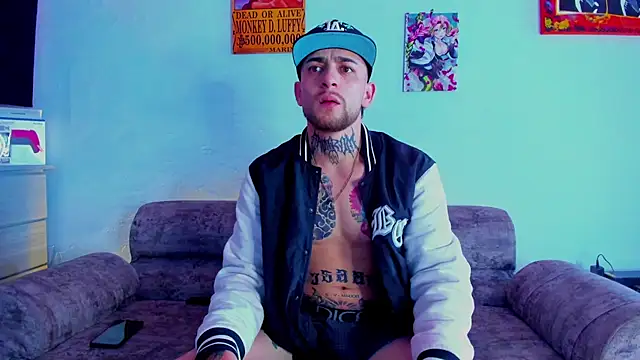 Snapshot of Drako_Lamar chatting on November 26, 1:34 pm Drako Lamar online show from November 26, 1:34 pm