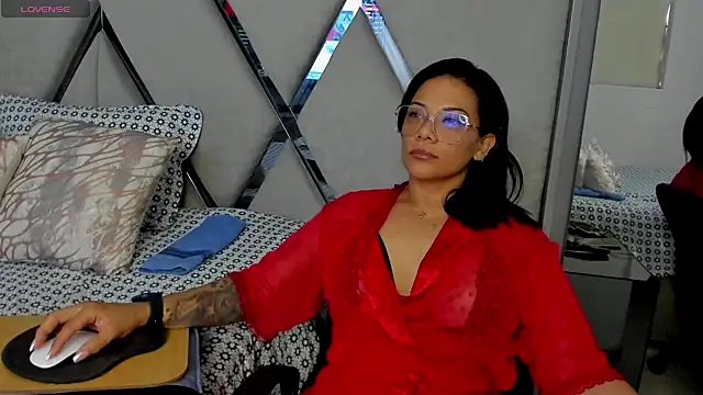 paula daniela1 online show from January 13, 10:35 pm