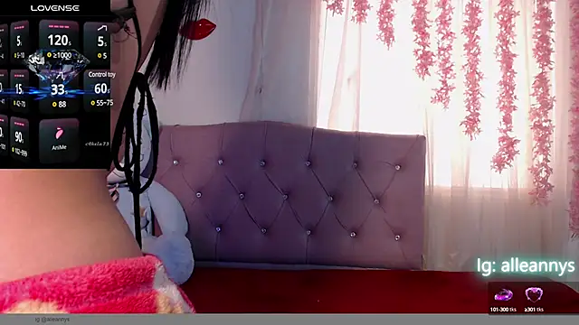 Snapshot of Alleanys_Cristal chatting on March 3, 2:15 pm Alleanys Cristal online show from March 3, 2:15 pm