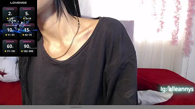 Snapshot of Alleanys_Cristal chatting on March 7, 2:12 pm Alleanys Cristal online show from March 7, 2:12 pm