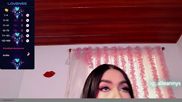Snapshot of Alleanys_Cristal chatting on March 15, 5:15 pm Alleanys Cristal online show from March 15, 5:15 pm