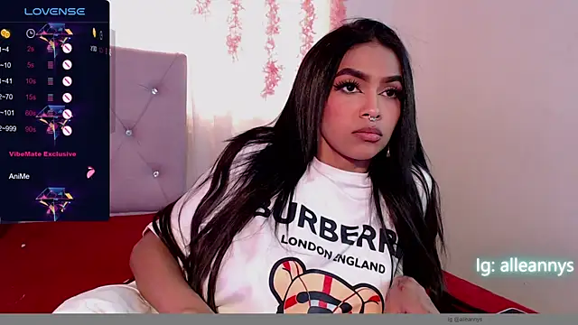 Snapshot of Alleanys_Cristal chatting on March 17, 8:30 pm Alleanys Cristal online show from March 17, 8:30 pm