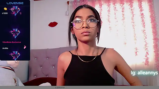 Snapshot of Alleanys_Cristal chatting on March 21, 2:18 pm Alleanys Cristal online show from March 21, 2:18 pm