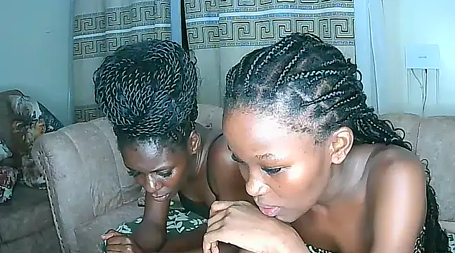 sassy-choco online show from March 11, 8:20 pm