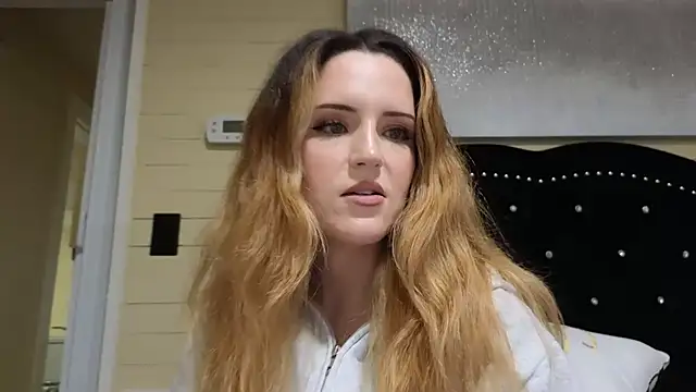 sexylilly69 online show from June 17, 12:24 am
