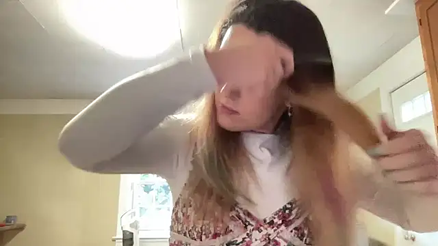sexylilly69 online show from July 20, 11:07 pm