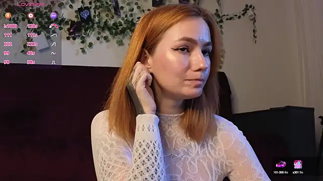 girl with snaketatto0 online show from September 16, 4:35 am