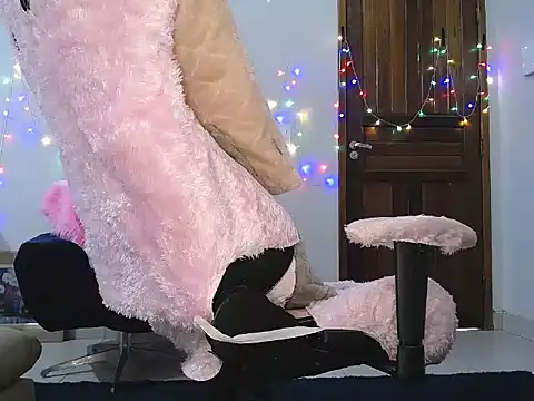 Irresistible24 online show from March 16, 9:26 pm