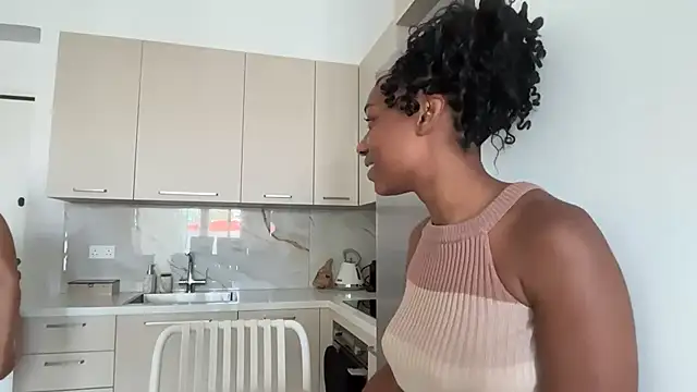 smileybabe online show from July 14, 8:30 am
