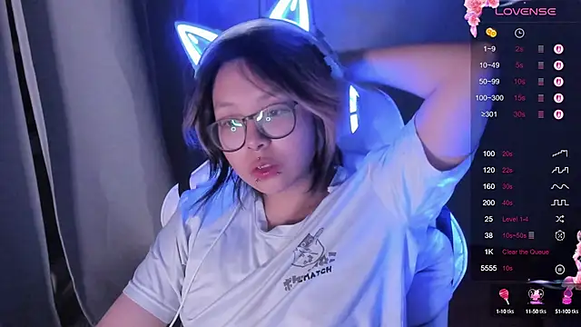 maydaykimmy online show from October 1, 10:27 pm