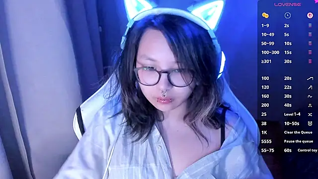 maydaykimmy online show from July 6, 10:34 pm