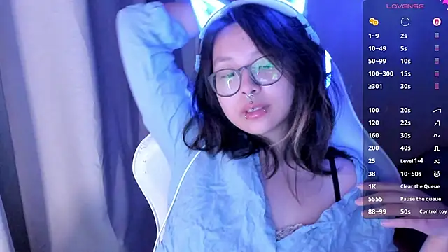 maydaykimmy online show from July 11, 10:11 pm