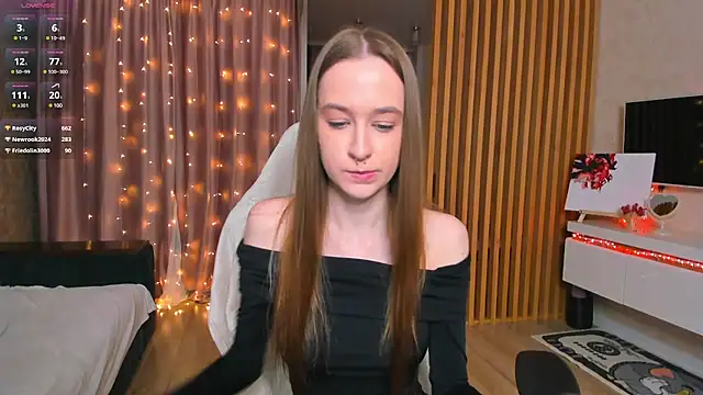 Sweett Monica online show from March 22, 10:04 pm