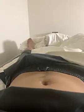 Snapshot of khjp24 chatting on December 21, 12:49 pm khjp24 online show from December 21, 12:49 pm