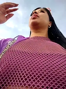 Ariana-pp03 online show from October 2, 12:45 pm