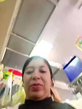 Ariana-pp03 online show from October 22, 7:35 pm