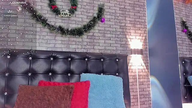 ivy copper1 online show from December 7, 6:26 pm