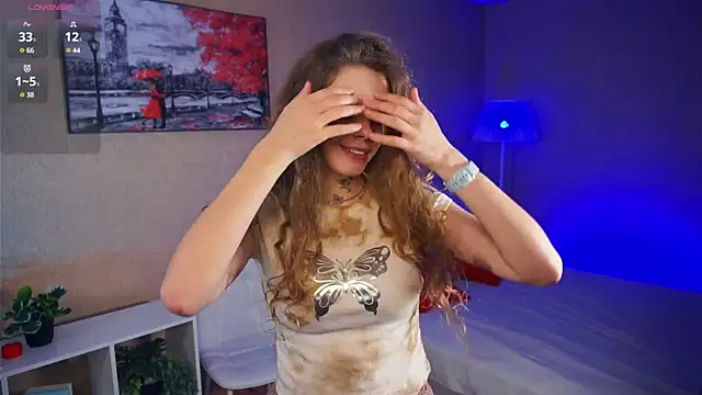 RayaNenlia online show from February 19, 5:49 am