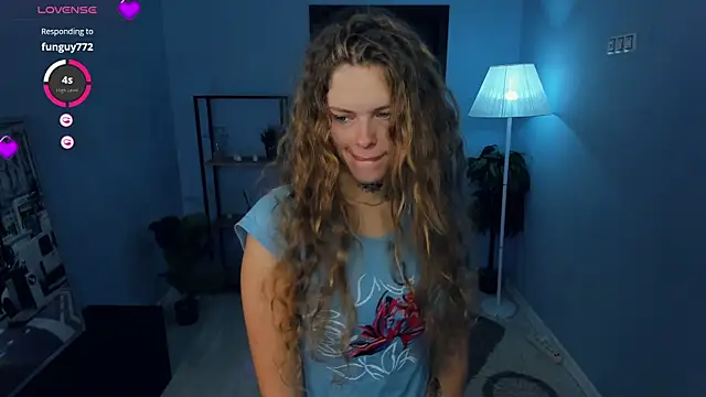 RayaNenlia online show from October 12, 5:06 am