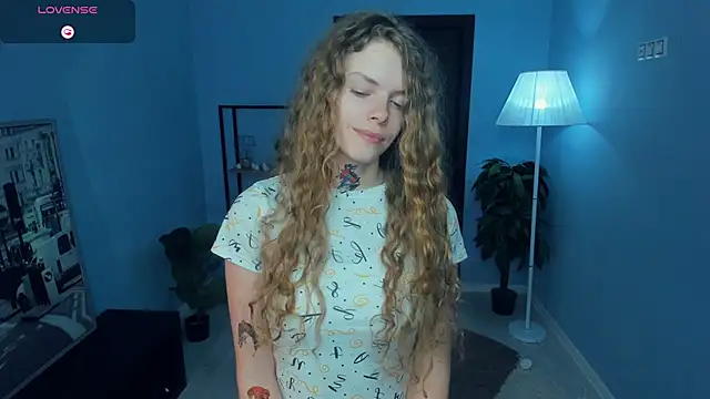 RayaNenlia online show from January 12, 5:12 am