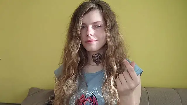 RayaNenlia online show from March 24, 5:12 am