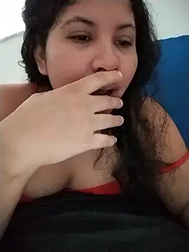 Snapshot of Yara0k chatting on January 8, 8:33 pm Yara0k online show from January 8, 8:33 pm