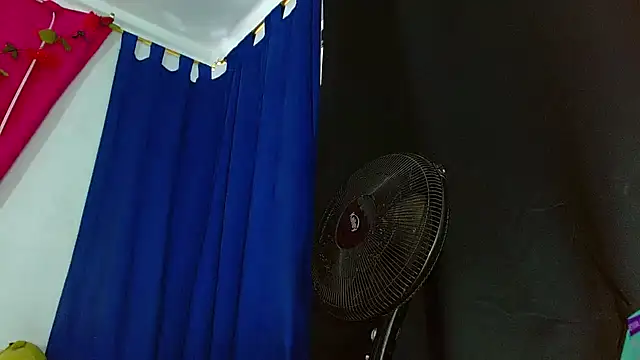 natashakissess online show from December 5, 6:26 pm