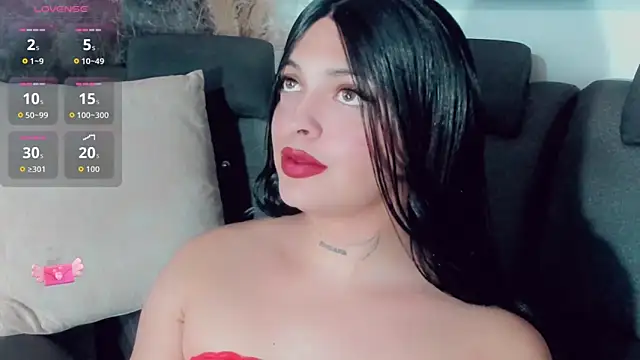 Emmaa Saenz  online show from July 15, 8:14 pm
