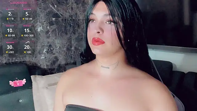 Emmaa Saenz  online show from July 18, 9:29 pm