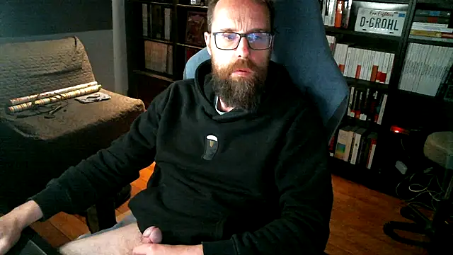 MeSteff online show from May 7, 7:19 pm