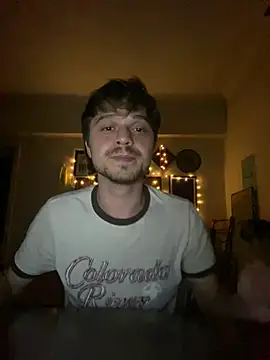 Snapshot of oguuxum chatting on March 22, 9:29 pm oguuxum online show from March 22, 9:29 pm