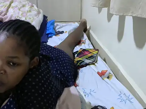 Snapshot of queen-sasha chatting on February 15, 5:28 pm queen-sasha online show from February 15, 5:28 pm