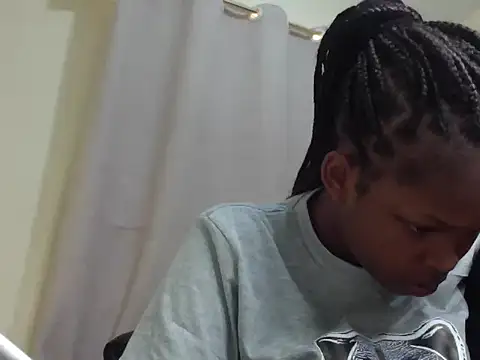 queen-sasha online show from January 8, 11:01 am