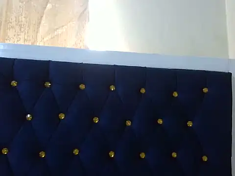 Snapshot of Seeexxxy-bree chatting on October 23, 9:41 am Seeexxxy-bree online show from October 23, 9:41 am