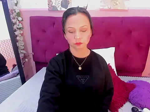 Snapshot of candysmitxxx chatting on May 5, 3:36 am candysmitxxx online show from May 5, 3:36 am