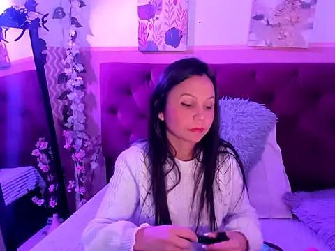 Snapshot of candysmitxxx chatting on May 8, 1:55 am candysmitxxx online show from May 8, 1:55 am